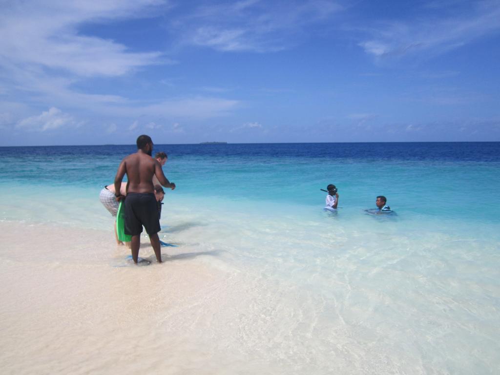 Sevinex Inn Feridhoo Exterior foto